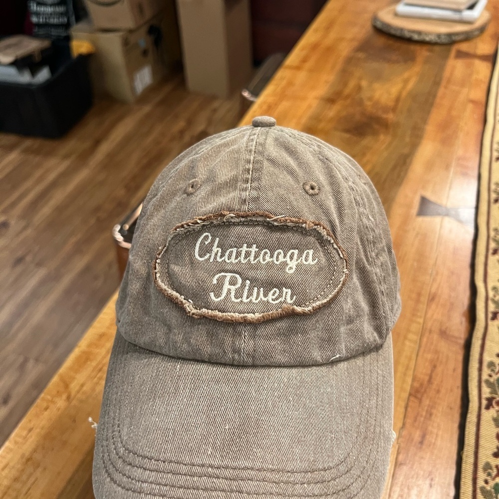 Outback Red Distressed Gray/Beige Cap - Picture 2 of 7